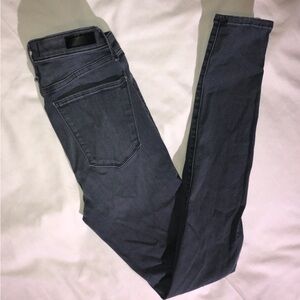 Women’s Abercrombie and Fitch high rise Simone super skinny jeans. 25/0L gray